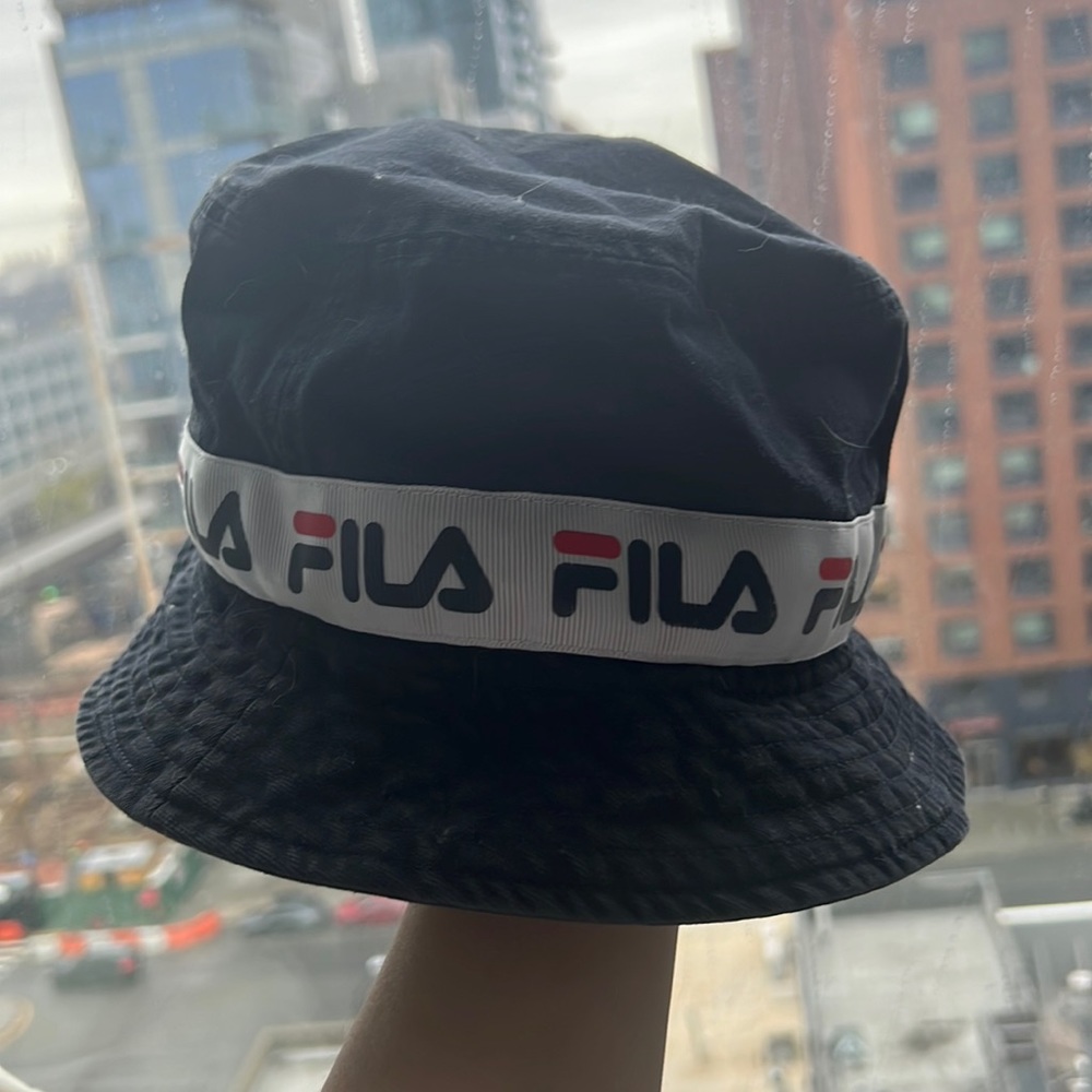 FILA bucket hat navy with logo